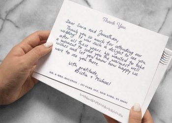 Thư cảm ơn các khách hàng đòi hỏi được thể hiện qua các yếu tố 