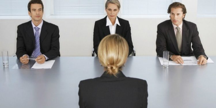 Cách để xử lý các trường hợp khó khăn trong quá trình phỏng vấn